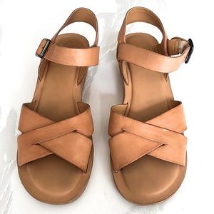 Korkease Myrna Classic Natural Vachetta Leather Buckle Sandals Womens Sz 9